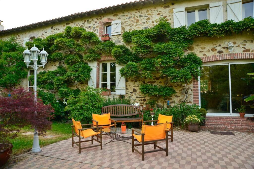 Bed and Breakfast La Frapperie La Pommeraie-sur-Sevre Экстерьер фото
