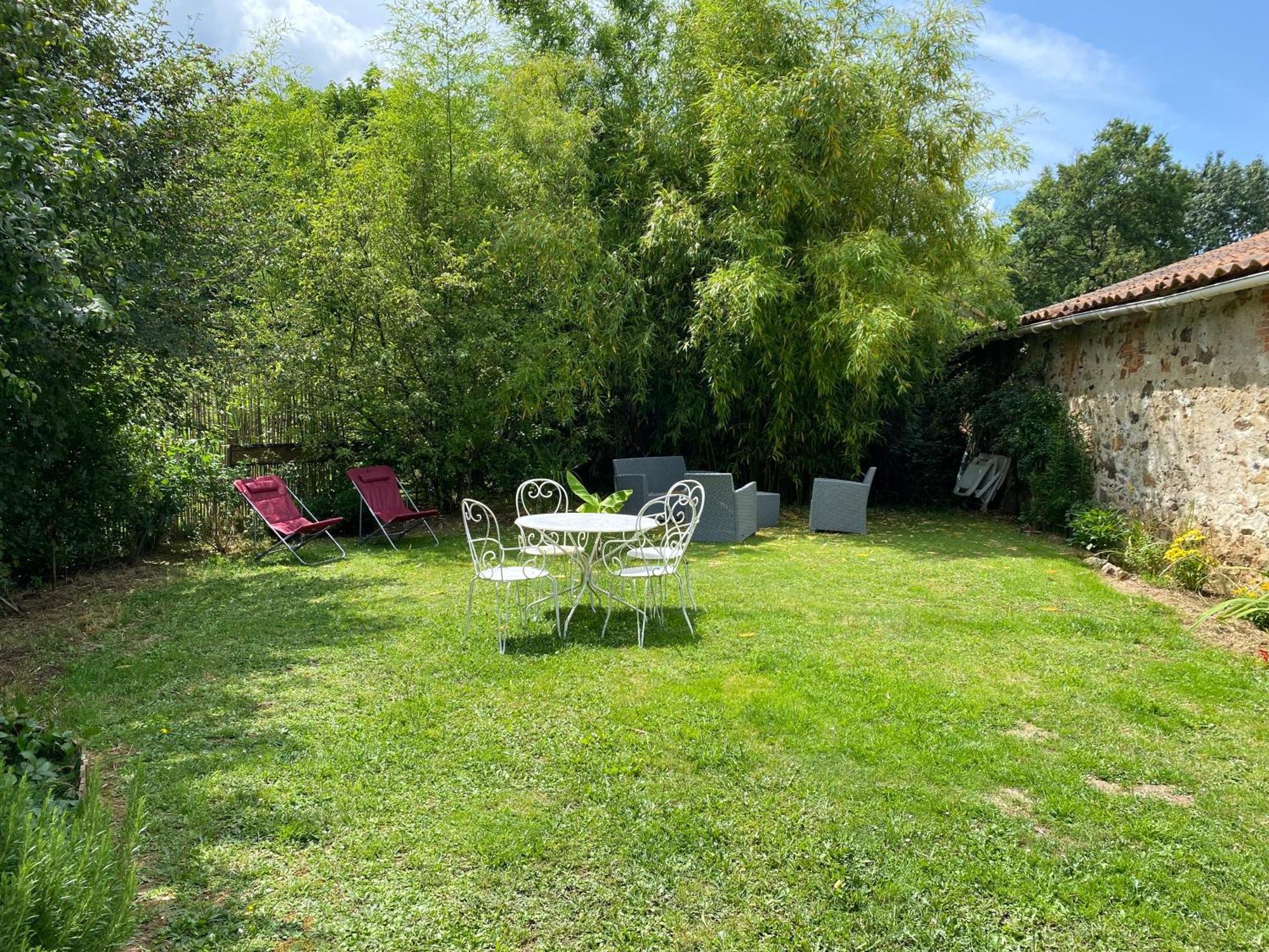 Bed and Breakfast La Frapperie La Pommeraie-sur-Sevre Экстерьер фото